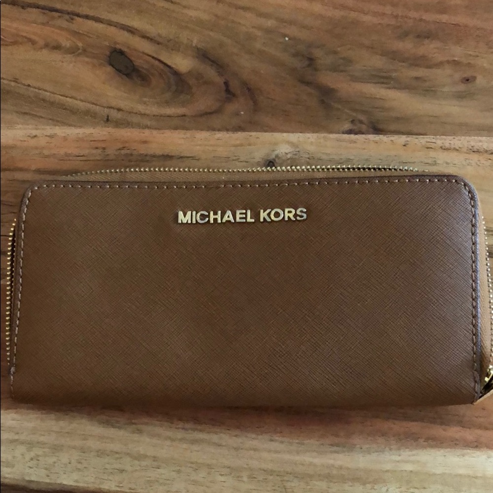Tan Michael Kors Leather Wallet